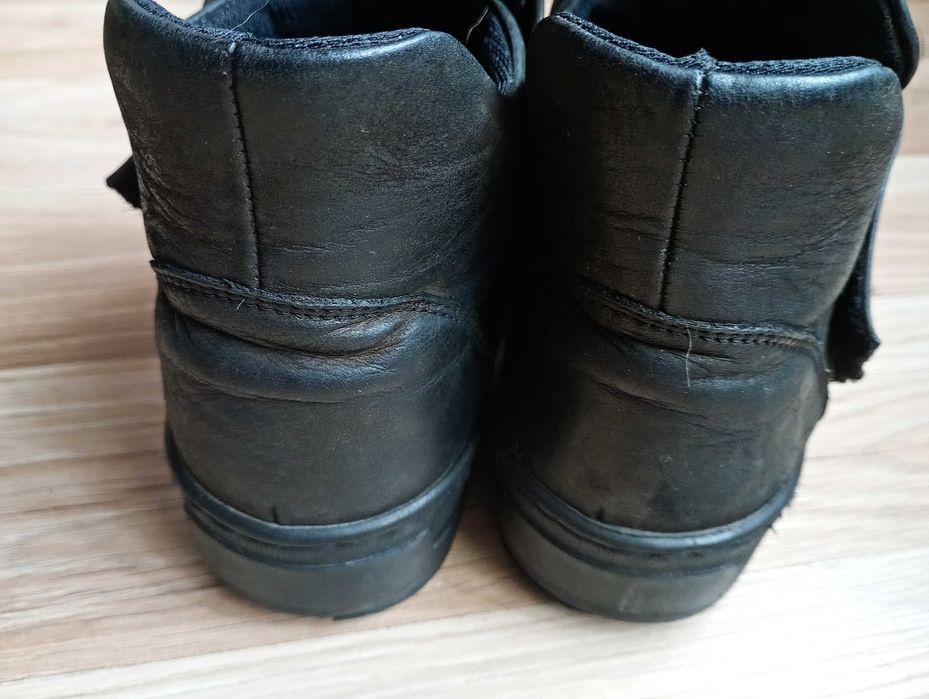Czarne botki rozmiar 37