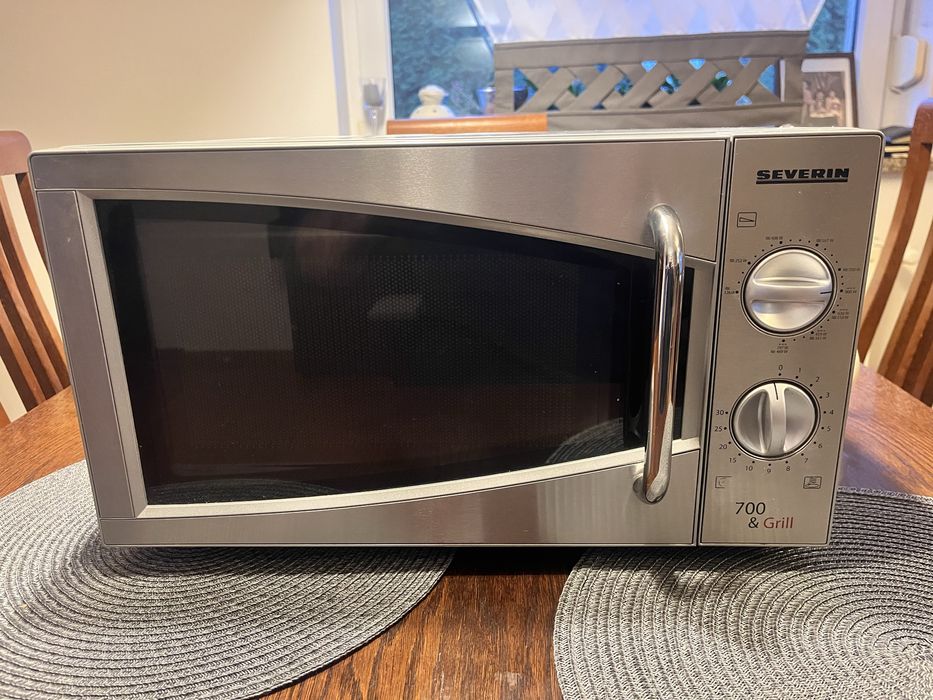 Kuchenka mikrofalowa Severin