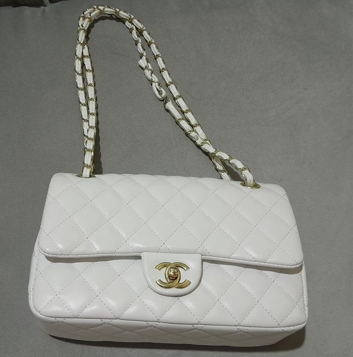 (Продам сумочку. )Wallet on Chain.