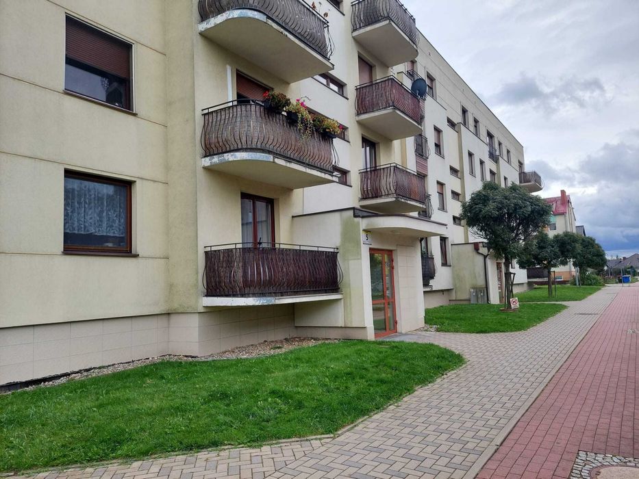 Wynajmę mieszkanie dwupokojowe niskie koszty utrzymania Legnica osiedle Sudeckie ( Piekary B) koszt wynajmu 2000zł - Widok 4