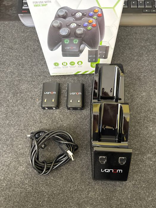Stacja dokująca z akumulatorami Venom VS2891 do Xbox 360