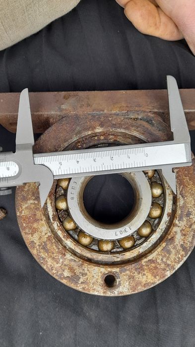 Корпуса з радянськими підшипниками