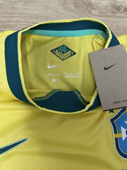 Brasil camisola principal mundial