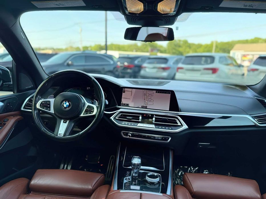 BMW X5 xDrive50i      2019