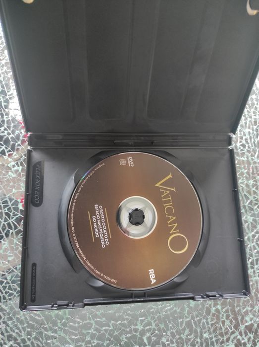 DVD Vaticano , o rosto oculto do estado mais pequeno do mundo