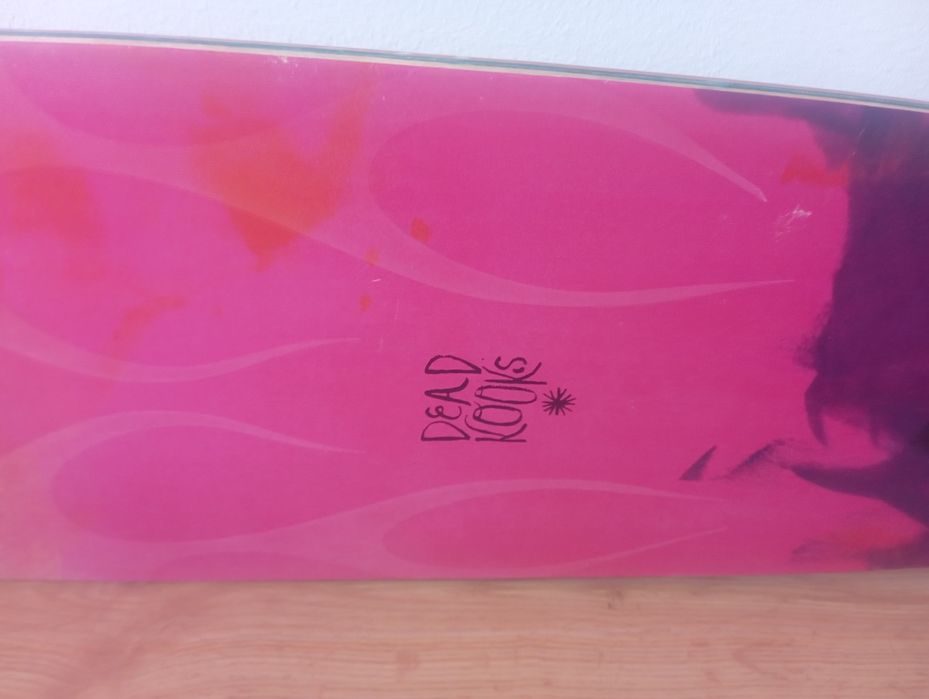 Longboard skate GLOBE Byron Bay 43" Dead/Kooks
