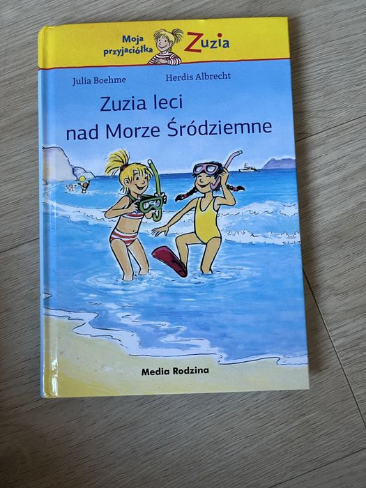 2 książeczki „Zuzia leci nad Morze Śródziemne” i „Jaś i Małgosia