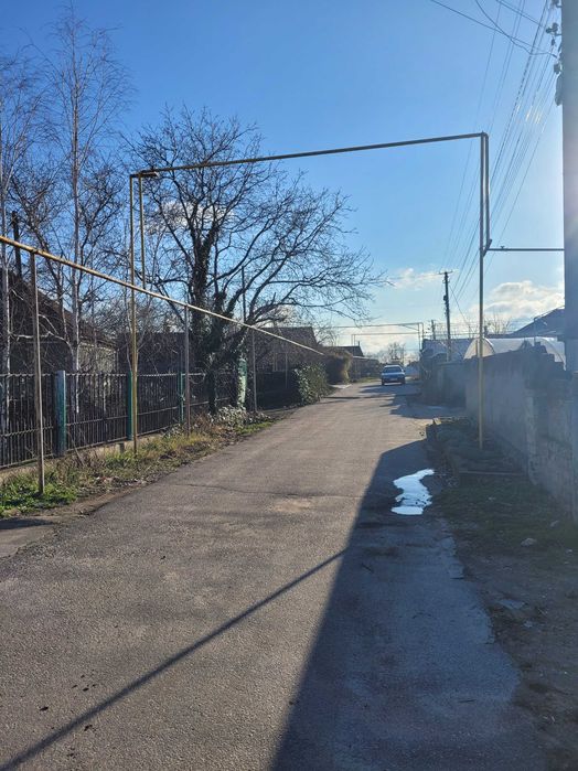 Дом под кап.ремонт в центре Нерубайского по цене участка 10 соток.