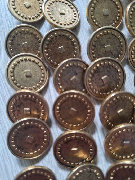 Guziki w stylu vintage