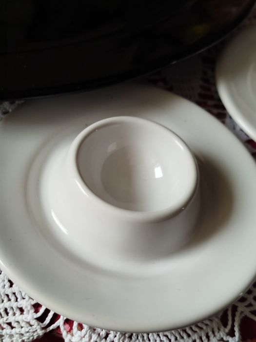 Zastaw porcelitu z czasów PRL spodeczki i pilmisek