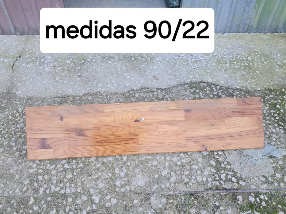 Prateleira em pinho mel de parede