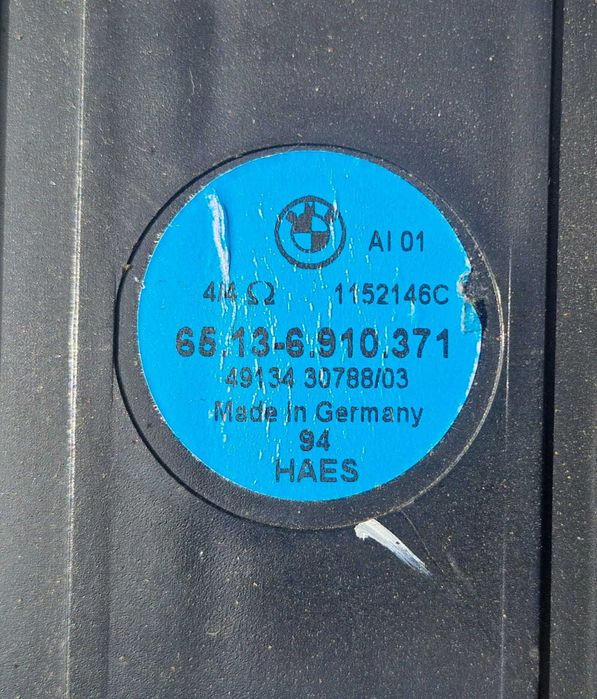 Nagłośnienie subwoofer wzmacniacz HAES wiązka BMW E39 touring kombi.