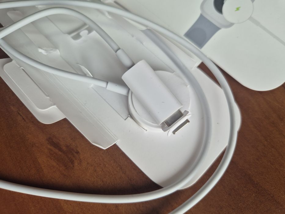 Оригінальний зарядний пристрій для годинника Apple Watch Magnetic Fast