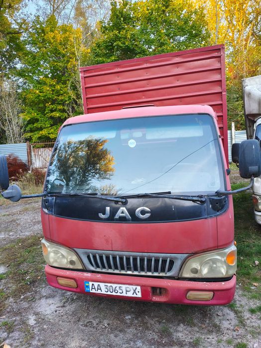 автомобіль вантажний JAC 1045K