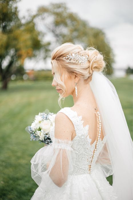 Свадебное платье от Couture со шлейфом