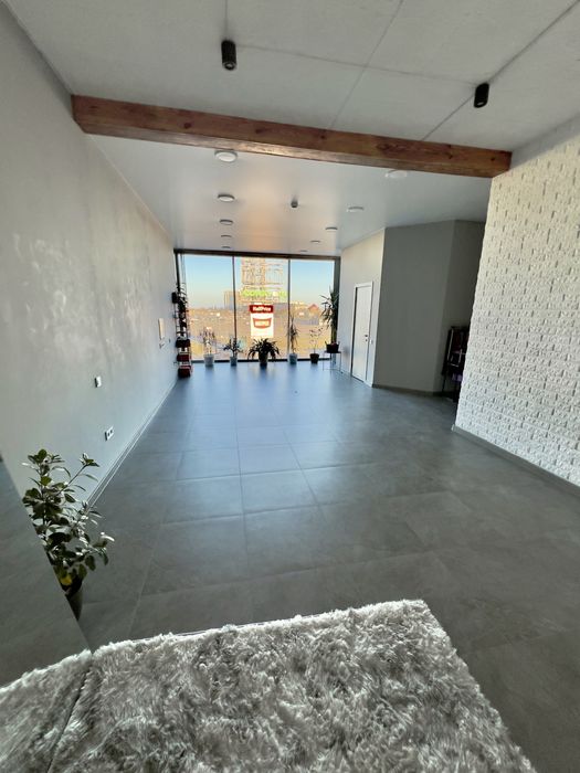 Сдам помещение в аренду напротив ТРЦ Ривьера