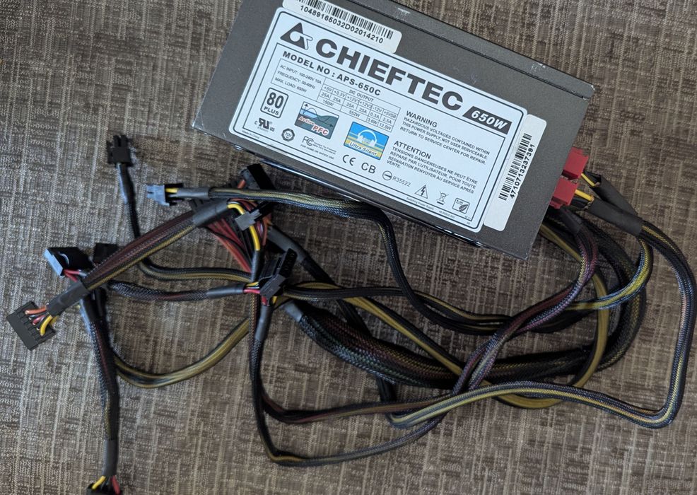 Блок живлення Chieftec  (APS-650C) 650W 80 PLUS