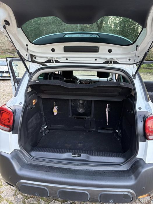 Citroen C3 Aircross 1.2 PureTech  

Viatura de Outubro