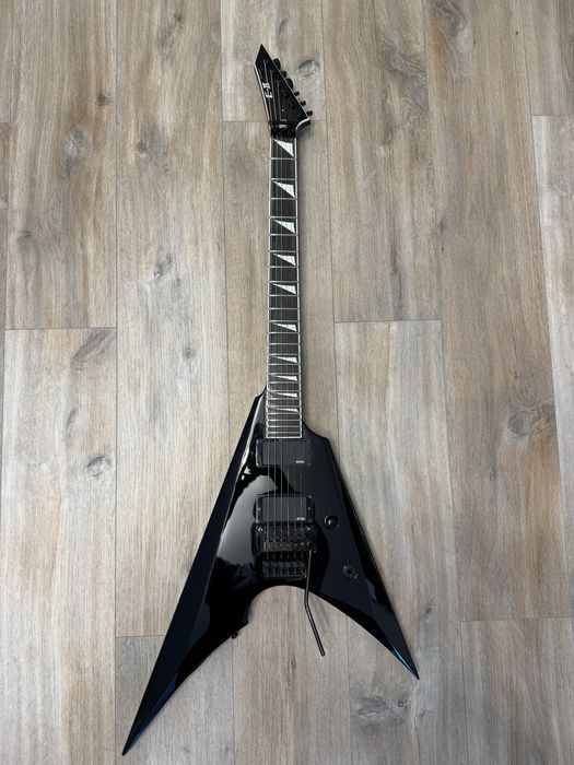 ESP E2 Arrow FR, mint