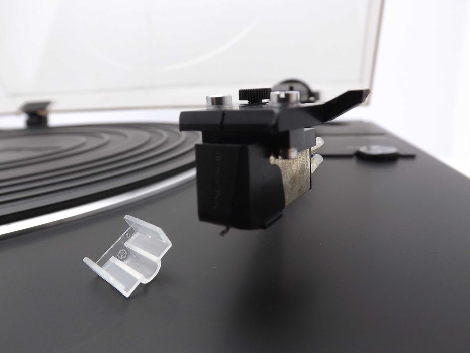 Gramofon DENON DP-23F Direct Drive Quartz