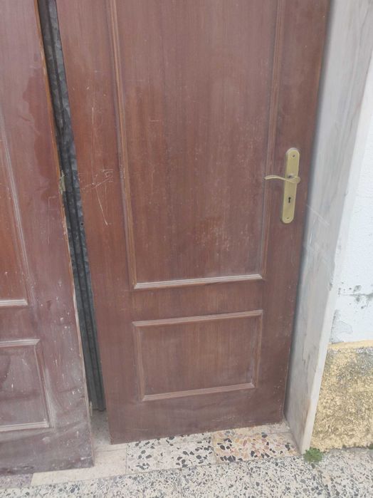 Wooden Doors64550930660098125