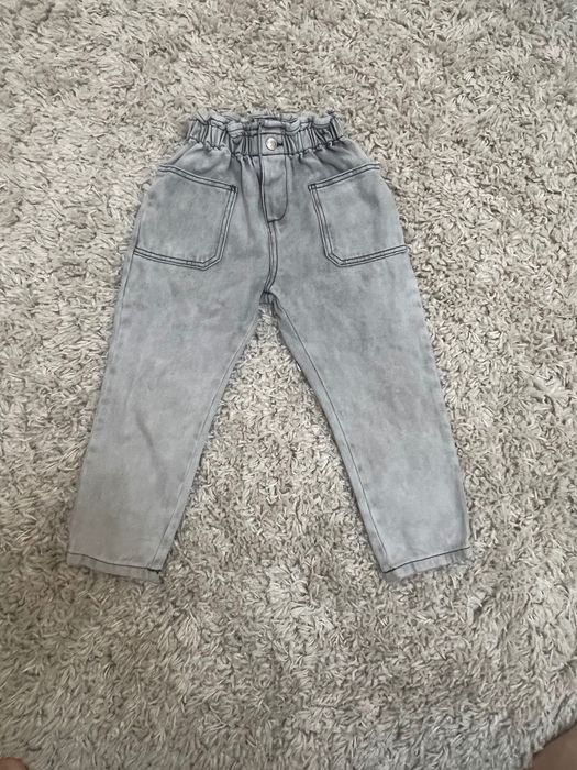 Джинси Zara на 3-4 роки 104 см