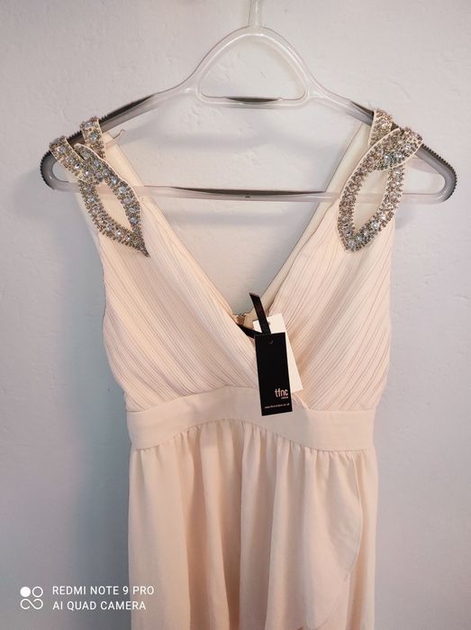 Piękna Sukienka Nowa