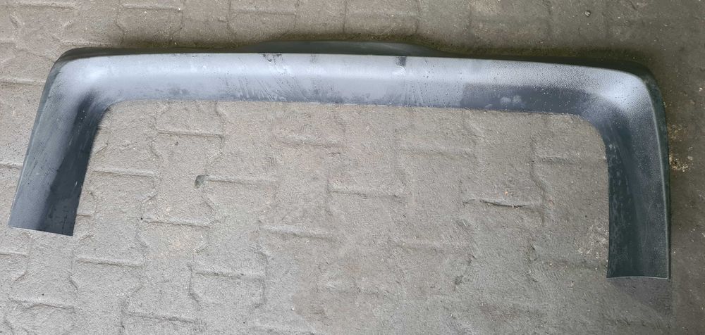 Mercedes Vito 447 boczek osłona klapy bagażnika listwa górna