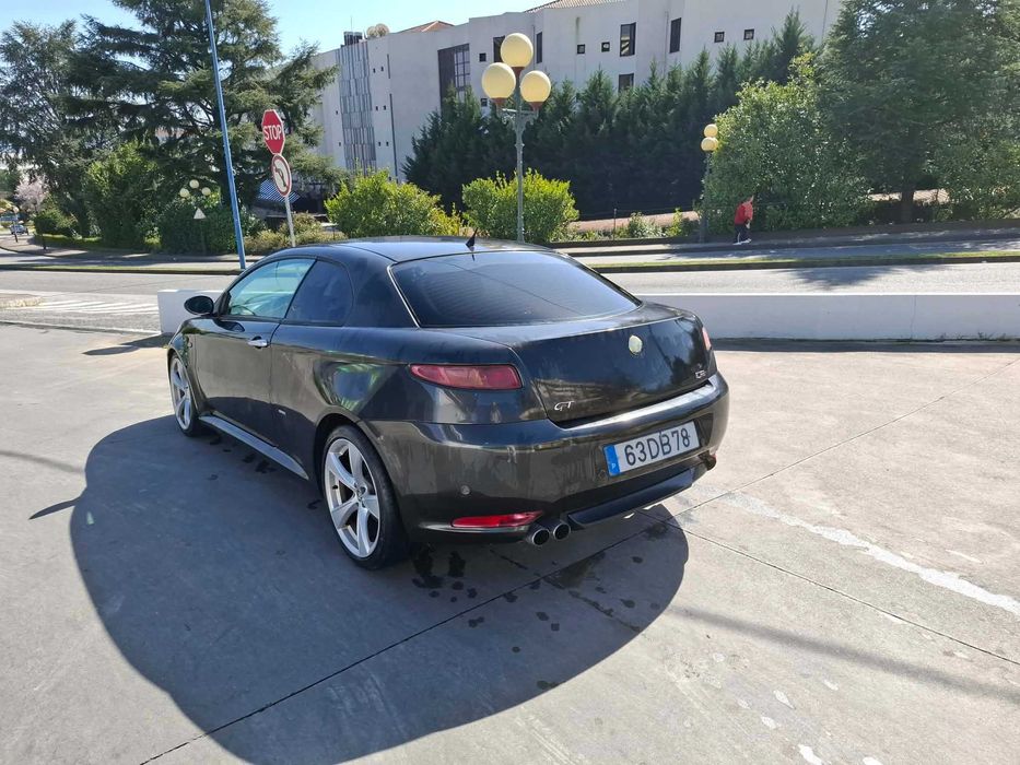 Alfa Romeo GT Q2 - Selo Antigo