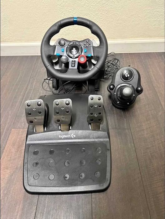 Kierownica Logitech G29 pedały + biegi