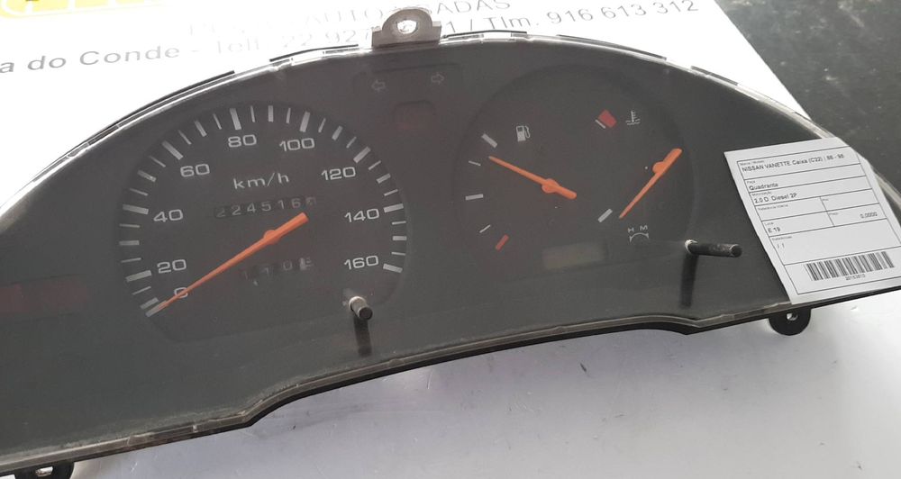 Quadrante / painel de instrumentos NISSAN Vanette (C22)