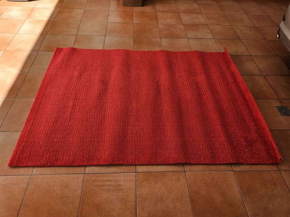 IKEA Red Carpet64751903022849121