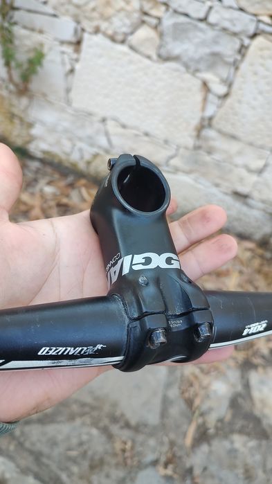 Guiador Specialized / Avanço Giant - Bom estado