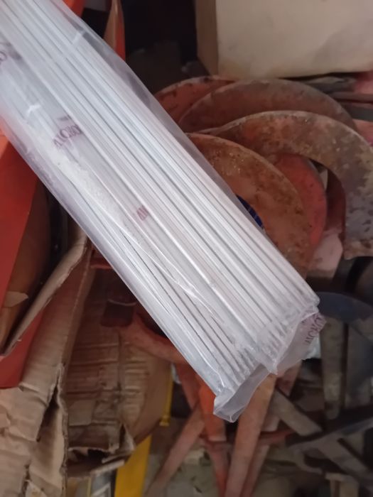 Massdeira e pvc lavatório
