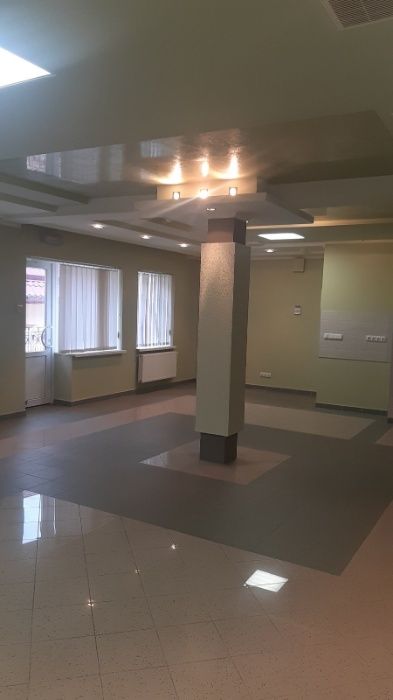 Здам в оренду приміщення офісного/комерційного призначення у Мукачеві
