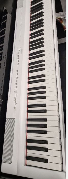 Цифрове піаніно Yamaha P-225