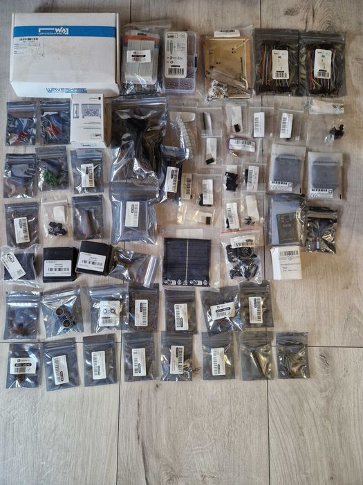 Tanio nowe części do Arduino Kamera, obudowa raspberry  itp