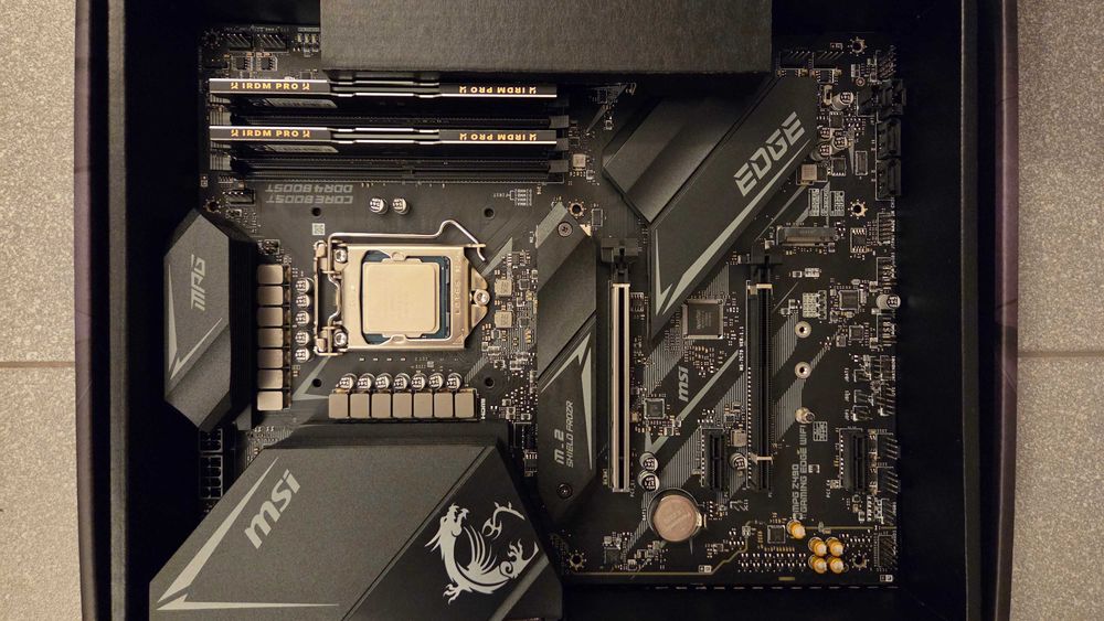 i5-10600KF + MSI MPG Z490 Gaming Edge WiFi + 32GB DDR4 3600 GoodRAM