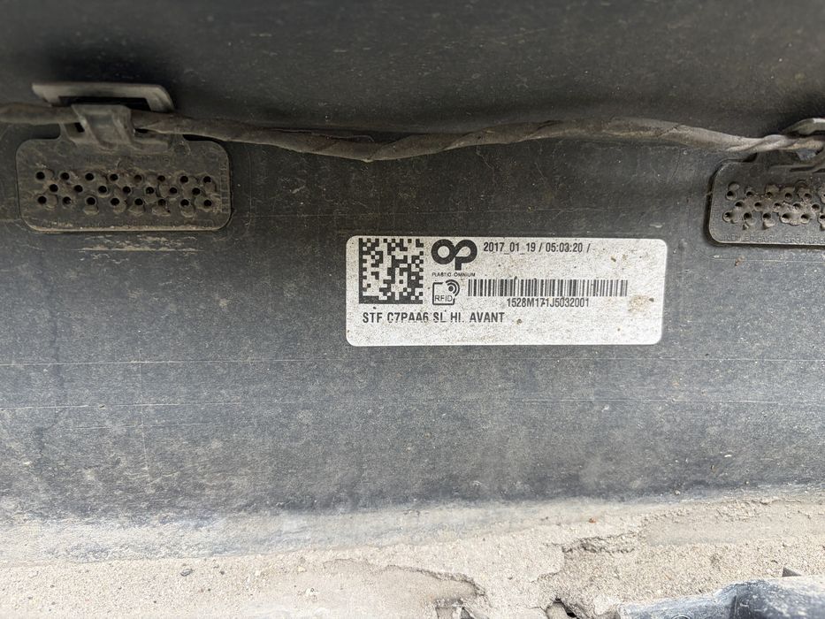 Zderzak tyl audi a6c7 kombi kompletny lift