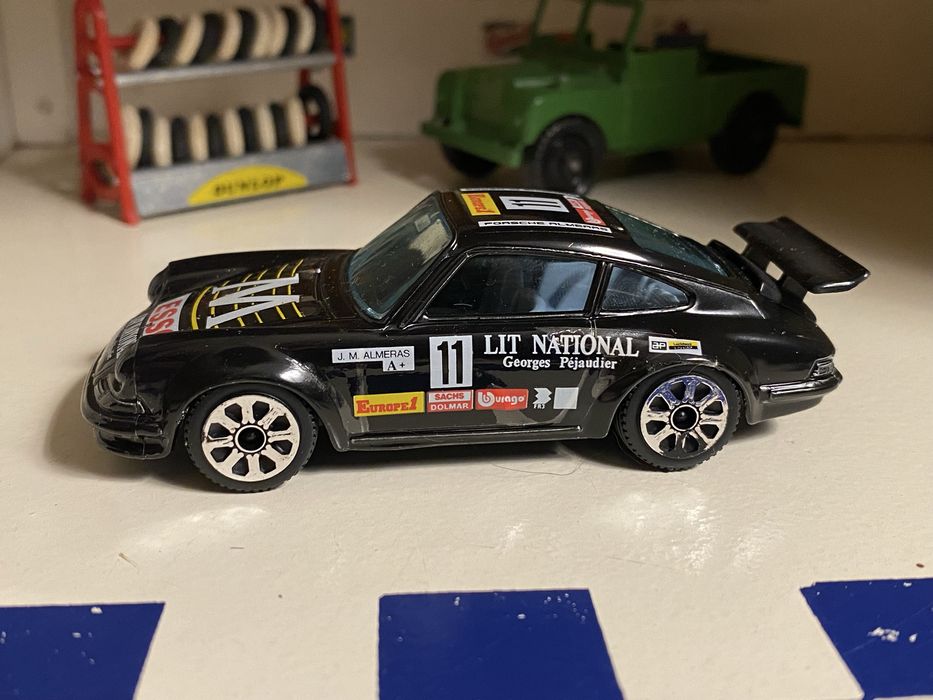 Porsche 911 Jean-Marie Alméras. 1:43 Burago