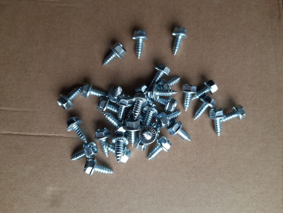 Śruby fi 6,3 dł. 10 mm na kluczyk 10 lub torks