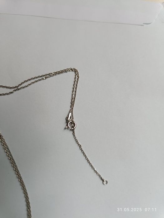 Srebrny naszyjnik celebrytka