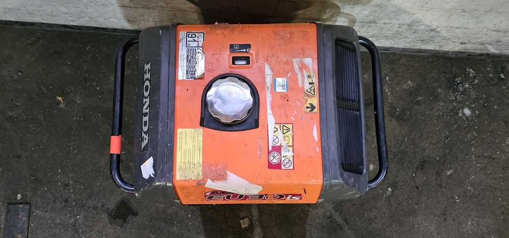 Agregat prądotwórczy Honda EU30IS inwenterowy 3kW