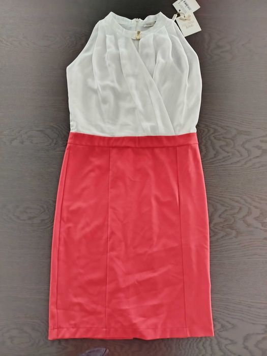 10 vestidos novos de marca 22.50€...