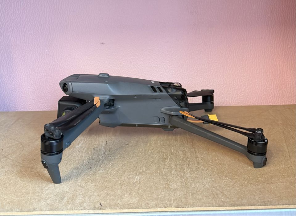 Тушка дрон Dji mavic 3e наліи 9 год.