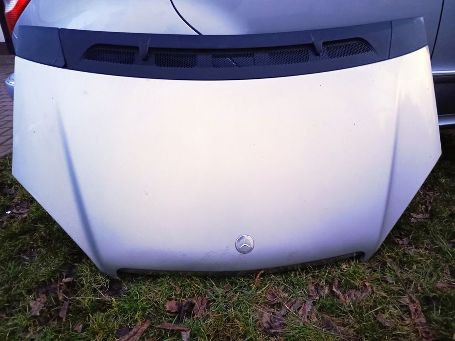 Mercedes A W169 maska 761