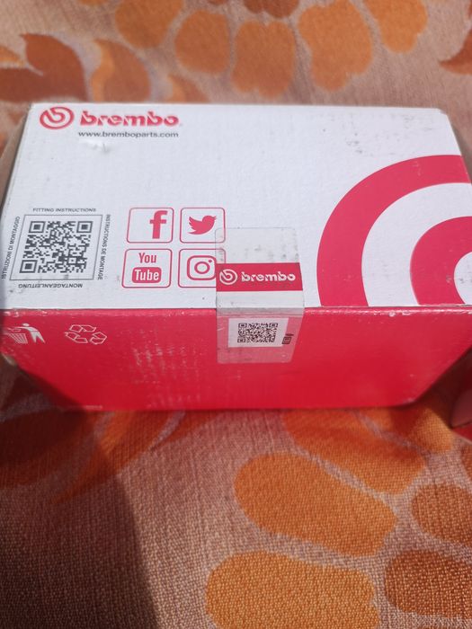 Продам тормозні колодки Рено Трафік