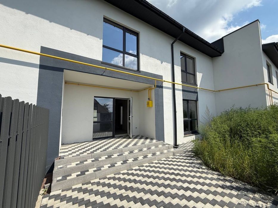 Таунхауси в Гостомелі з ЦЕНТРАЛЬНИМИ комунікаціями