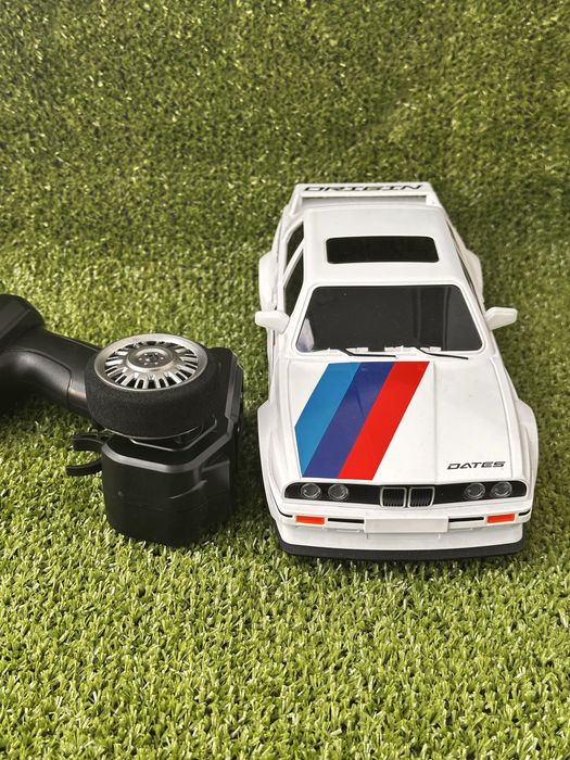 Машинка BMW на радіокеруванні