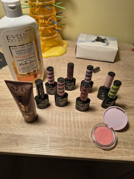 Lakiery hybrydowe, balsam, róż